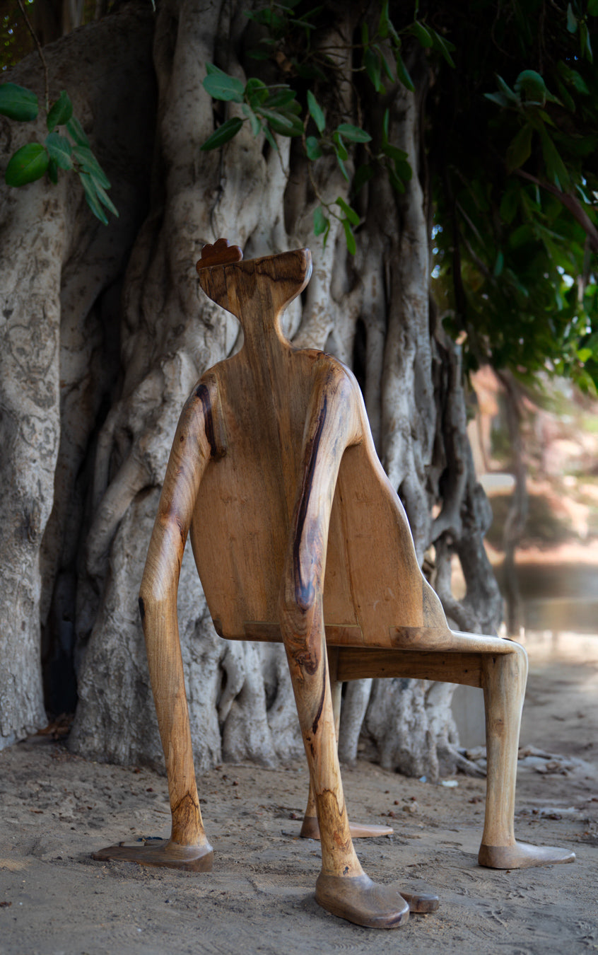 Laidy (The Laid-Back Lady Chair)