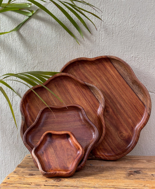 Set of Flower Plates