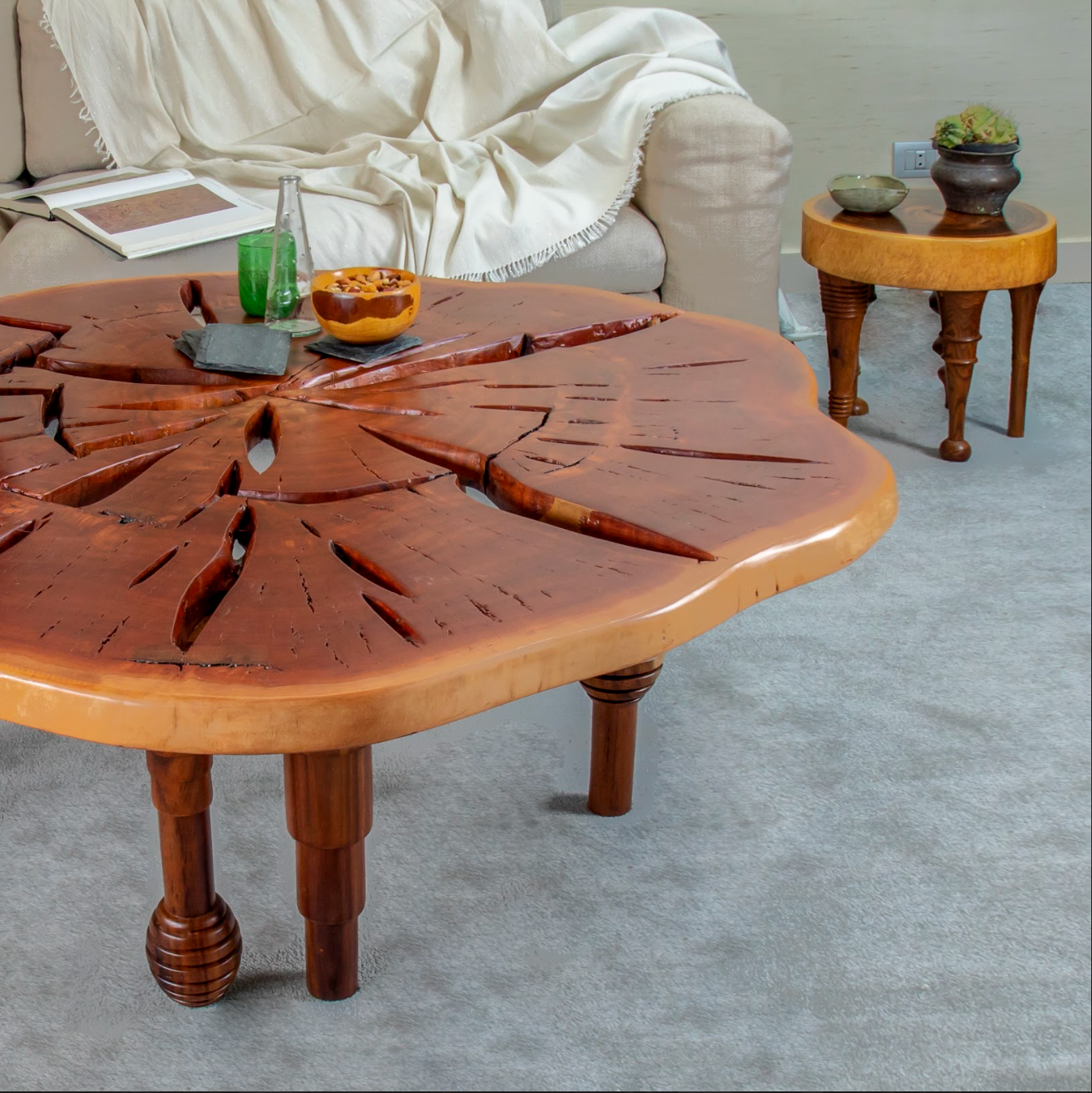 The Round Hearted Table